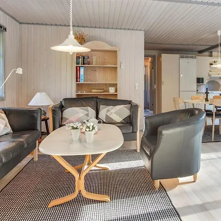 Elona - 950m From The Sea By Interhome Feriehus Vester Somarken